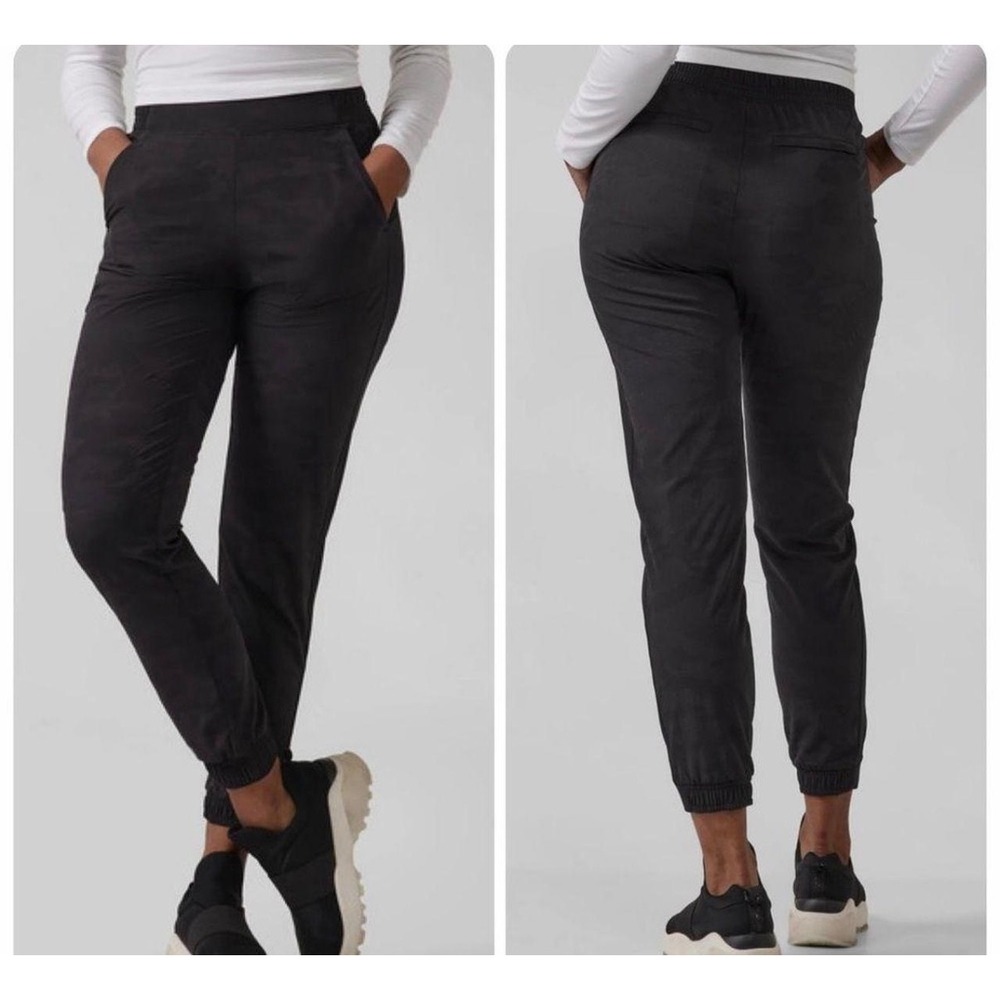 Athleta Brooklyn Lined Jogger Pants Black Camo Ribbed Side Panel 2 Tall